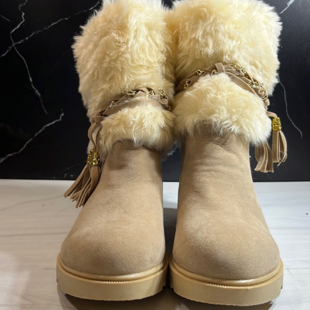 Unbranded Women’s Fur Lined Winter Boots Tan sz 9